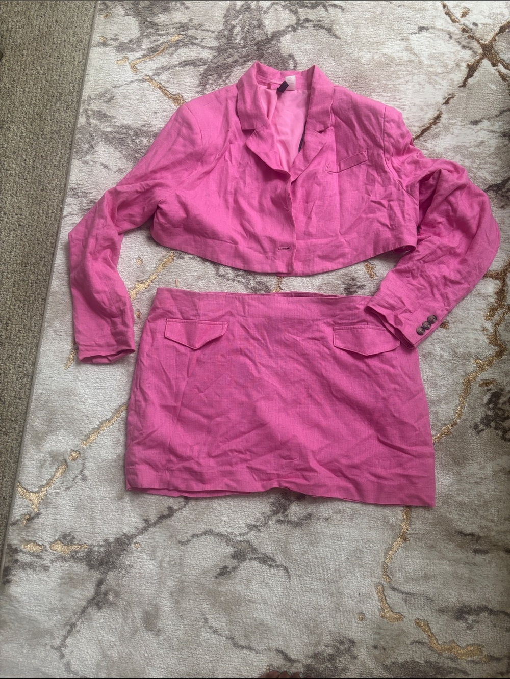 H&M Bright Pink Mini Skirt with Flap Pockets